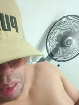 Cam4 Adult Webcams of Reinaldosantos