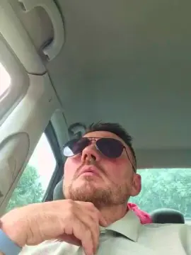 Cam4 Free Live Porn of bogdanclau1