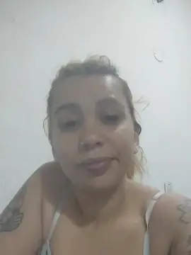 Cam4 Watch Live Sex Cams of catha_hot
