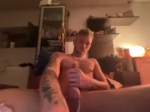 Cam4 Live Sex Cam of DeluxeCD47