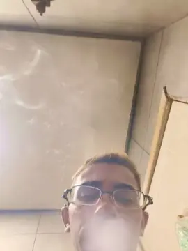 Cam4 Live Porn of MlkPentelhud0