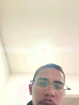Cam4 Sex Chat of MlkPentelhud0