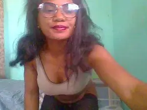 Cam4 Private Sex Chat of Avotra02