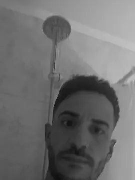 Cam4 Free Live Porn of nikola243