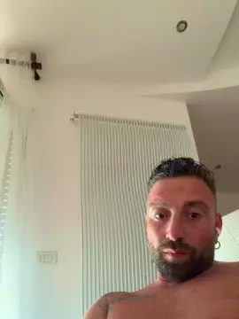 Cam4 Free Live Porn of 0M0A0X_