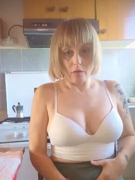 Cam4 Live Porn of MySweetcam69