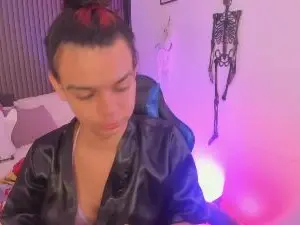 Cam4 Watch Live Sex Cams of CaeliThalyna