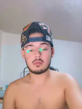 Cam4 Adult Video Chat of Giovszz