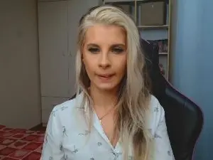 Cam4 Free Live Porn of KristineSensual