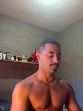 Cam4 Free Live Porn of PretoMineiro