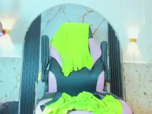 Cam4 Free Live Porn of Yulian_Bless