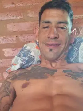 Cam4 Live Sex of maxi23_fun