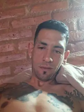 Cam4 Live Sex of maxi23_fun