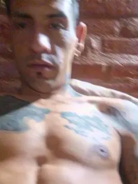 Cam4 Live Porn of maxi23_fun