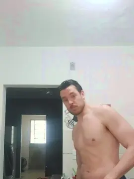 Cam4 Free Live Porn of Hellmans