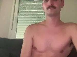 Cam4 Nude Webcam of luisvs9992