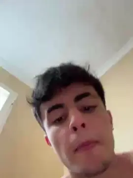 Cam4 Live Sex Cam of Alvaroguisan
