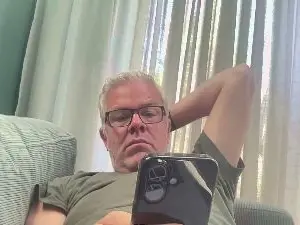 Cam4 Sex Cam of mrniceguy_25