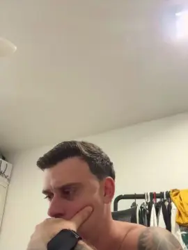 Cam4 Free Porn Cam of Elyoruga