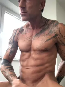 Cam4 Sex Chat of MR_Poser69