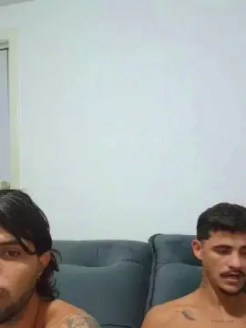 Cam4 Nude Webcam of Levi_Henrique