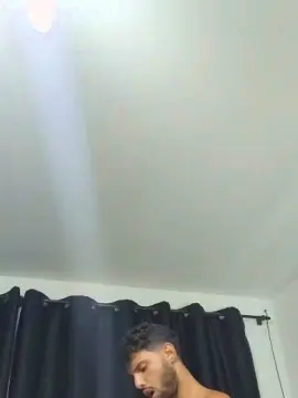 Cam4 Live Sex of Levi_Henrique
