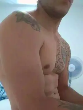 Cam4 Free Live Porn of Mirko_sexy96