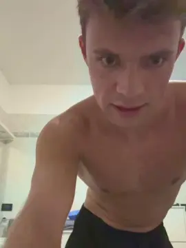 Cam4 Free Porn Cam of Riccazzo01
