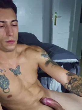 Cam4 Free Live Porn of Bigblackhat69