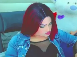 Cam4 Live Sex of LilieRousse