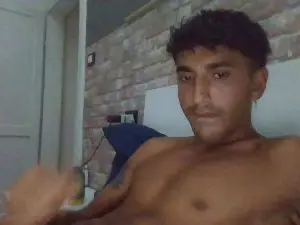 Cam4 Free Porn Cam of Monellogrande69