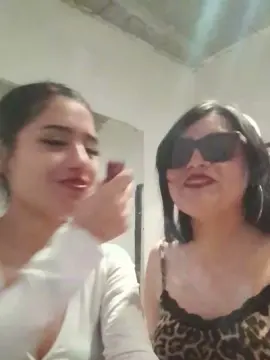 Cam4 Free Live Porn of Sheila2027