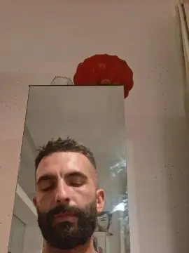 Cam4 Sex Chat of Alessio90italy