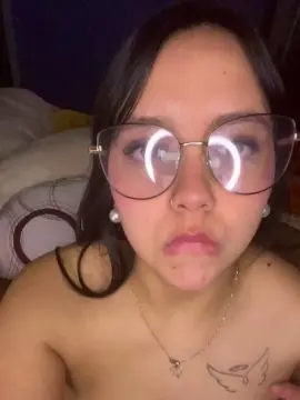 Cam4 Live Sex of tuputita2