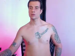 Cam4 Live Porn of jayalvarrez_