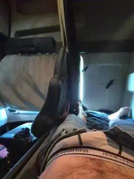Cam4 Free Porn Cam of Escape74