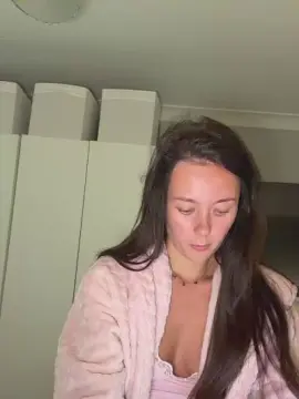 Cam4 Live Sex Cam of ells2422