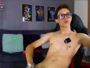 Cam4 Free Porn Cam of james_bigc0ck20
