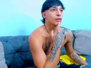 Cam4 Best Webcam of KroyWave