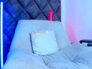 Cam4 Live Sex Cam of KroyWave