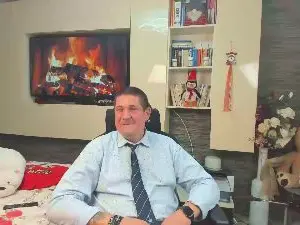 Cam4 Private Sex Chat of CRISSETAN