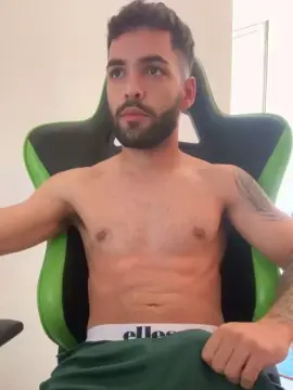 Cam4 Sex Cam of Tumach22