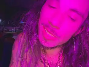 Cam4 Adult Video Chat of WellHello69