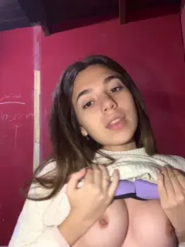 Cam4 Adult Video Chat of milagrossuwu