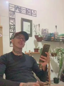 Cam4 Nude Webcam of Klinger30
