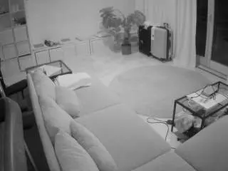 Camsoda Nude Webcam of voyeurcam-julmodels-living-4