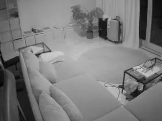 Camsoda Adult Webcams of voyeurcam-julmodels-living-4