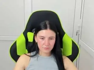 Camsoda Free Live Porn of pollidiamond