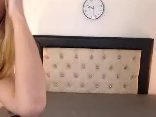 Camsoda Free Live Porn of sia-foxx01