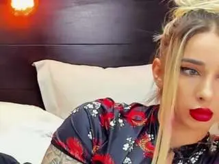 Camsoda Sex Cam of christynaross